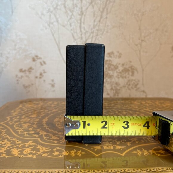 Authentic Chanel gift Box with Ribbon - Picture 4 of 8